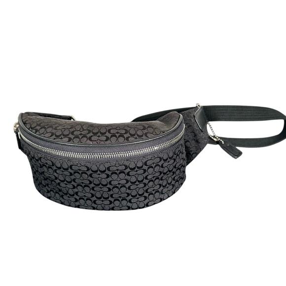 COACH Vintage Signature Jacquard Monogram Canvas Belt Bag / Waist Pack - Picture 4 of 15